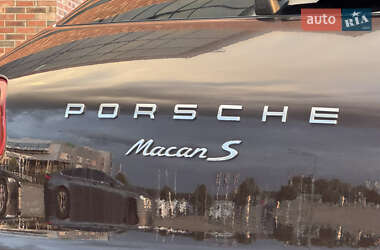 Внедорожник / Кроссовер Porsche Macan 2018 в 