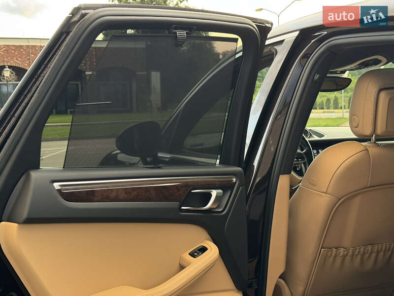 Внедорожник / Кроссовер Porsche Macan 2018 в Киеве