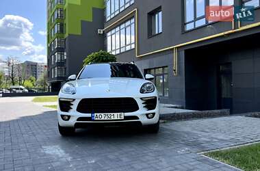 Внедорожник / Кроссовер Porsche Macan 2014 в 