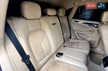 Внедорожник / Кроссовер Porsche Macan 2014 в 