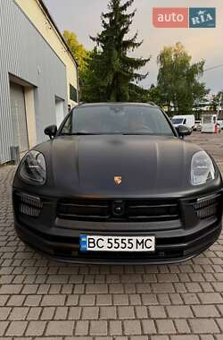 Внедорожник / Кроссовер Porsche Macan 2024 в 