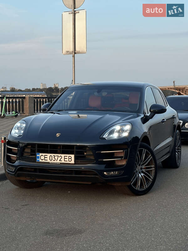 Внедорожник / Кроссовер Porsche Macan 2015 в 
