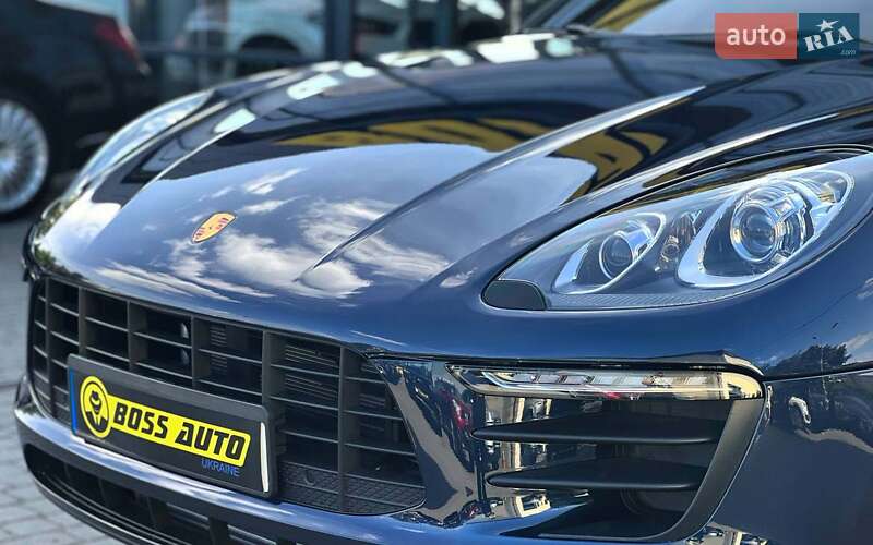 Позашляховик / Кросовер Porsche Macan 2018 в Івано-Франківську