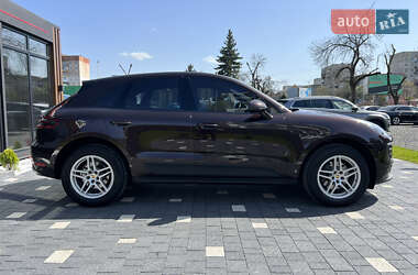 Внедорожник / Кроссовер Porsche Macan 2016 в 