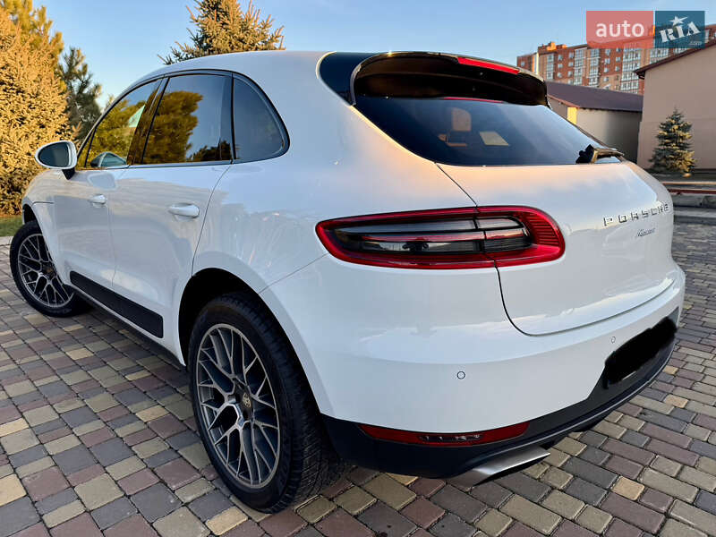 Внедорожник / Кроссовер Porsche Macan 2016 в Днепре