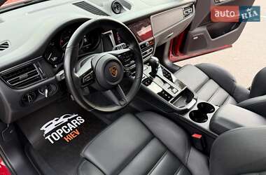 Внедорожник / Кроссовер Porsche Macan 2021 в 