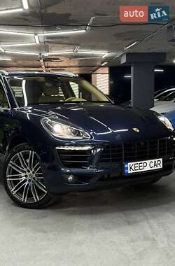 Внедорожник / Кроссовер Porsche Macan 2016 в 