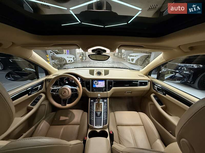 Внедорожник / Кроссовер Porsche Macan 2016 в Одессе