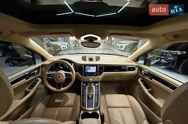 Внедорожник / Кроссовер Porsche Macan 2016 в 