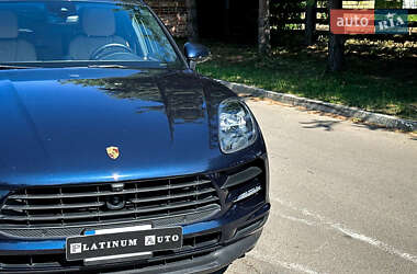 Внедорожник / Кроссовер Porsche Macan 2021 в 