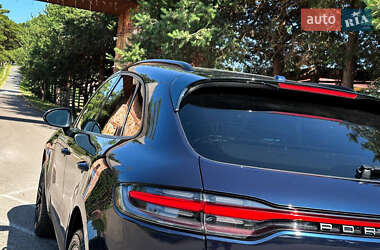 Внедорожник / Кроссовер Porsche Macan 2021 в 