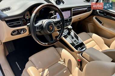 Внедорожник / Кроссовер Porsche Macan 2022 в 