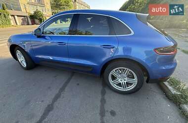 Внедорожник / Кроссовер Porsche Macan 2016 в 