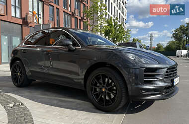 Позашляховик / Кросовер Porsche Macan 2020 в Києві