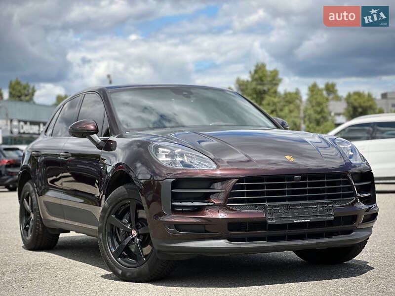 Porsche Macan 2021