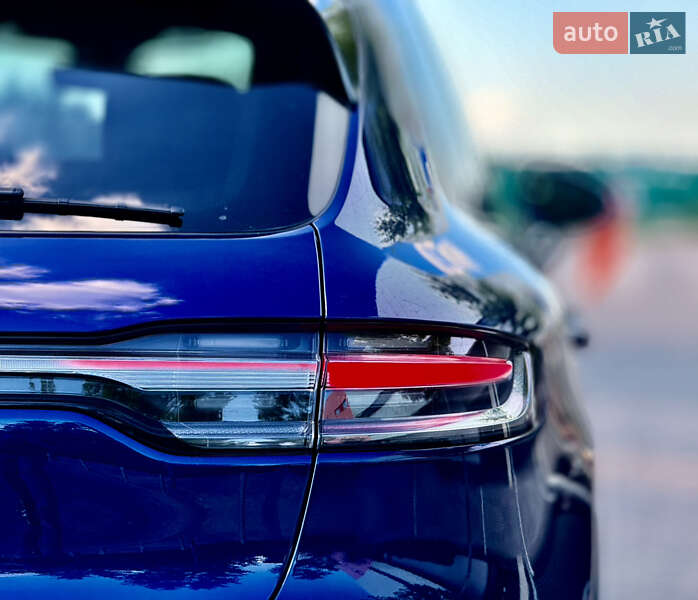 Внедорожник / Кроссовер Porsche Macan 2023 в Киеве