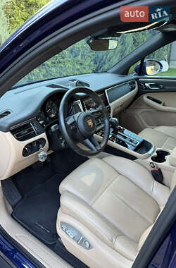 Внедорожник / Кроссовер Porsche Macan 2021 в 