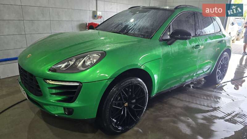 Porsche Macan 2015
