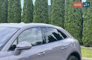 Внедорожник / Кроссовер Porsche Macan 2024 в 