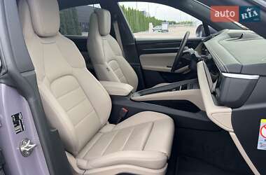 Внедорожник / Кроссовер Porsche Macan 2024 в 