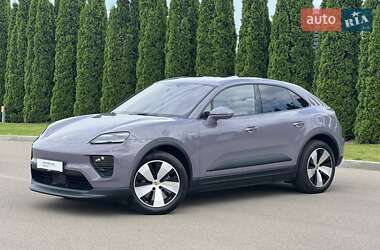 Внедорожник / Кроссовер Porsche Macan 2024 в Киеве
