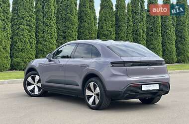 Внедорожник / Кроссовер Porsche Macan 2024 в 