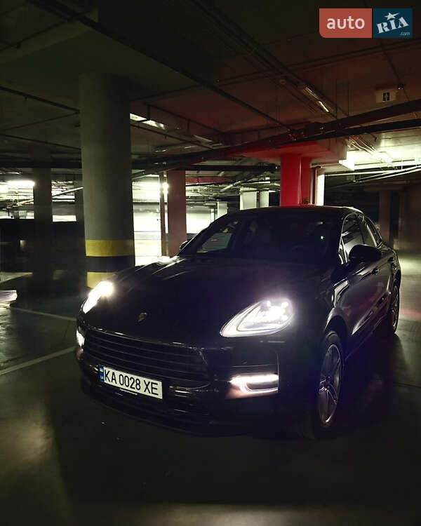 Внедорожник / Кроссовер Porsche Macan 2021 в Киеве