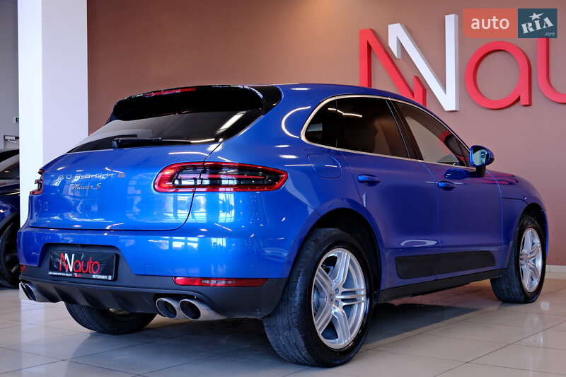Позашляховик / Кросовер Porsche Macan 2016 в Одесі