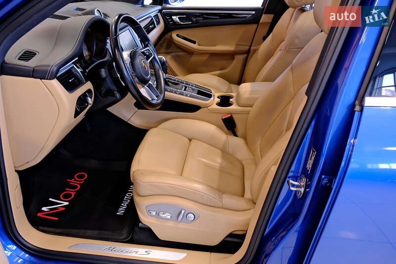 Позашляховик / Кросовер Porsche Macan 2016 в Одесі