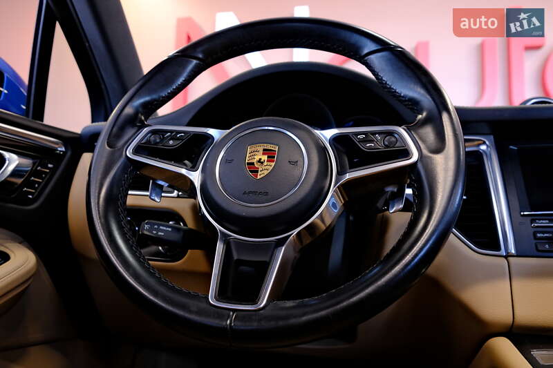 Позашляховик / Кросовер Porsche Macan 2016 в Одесі
