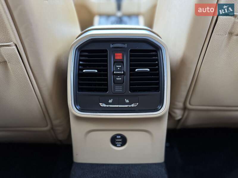 Внедорожник / Кроссовер Porsche Macan 2018 в Днепре фото 45 Внедорожник / Кроссовер Porsche Macan 2018 в Днепре