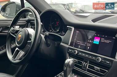 Внедорожник / Кроссовер Porsche Macan 2020 в 