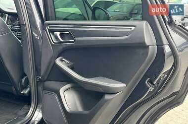 Внедорожник / Кроссовер Porsche Macan 2020 в 