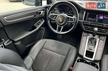 Внедорожник / Кроссовер Porsche Macan 2020 в 