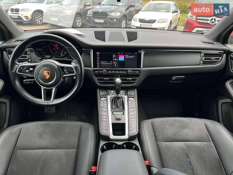 Позашляховик / Кросовер Porsche Macan 2020 в Львові