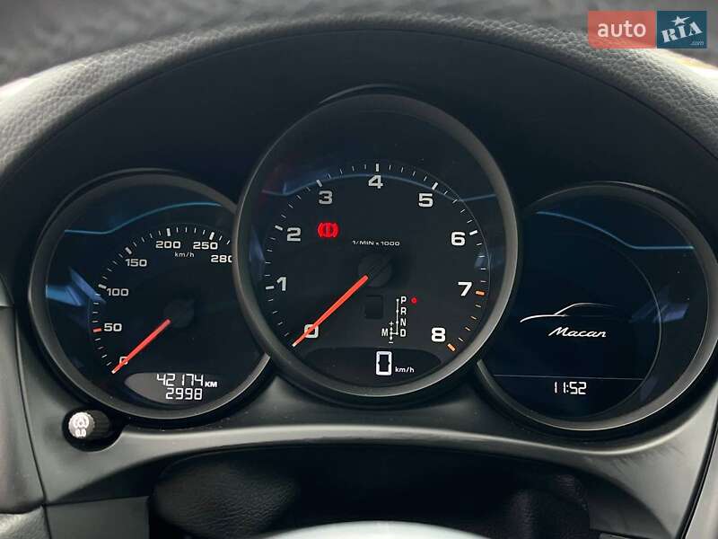 Позашляховик / Кросовер Porsche Macan 2020 в Львові