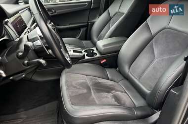 Внедорожник / Кроссовер Porsche Macan 2020 в 