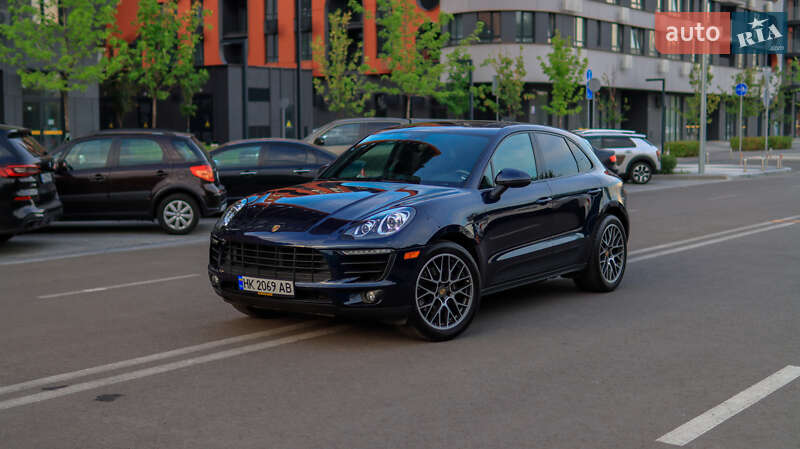 Внедорожник / Кроссовер Porsche Macan 2018 в 