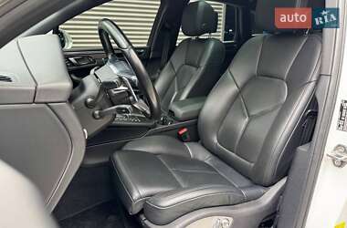 Позашляховик / Кросовер Porsche Macan 2019 в 