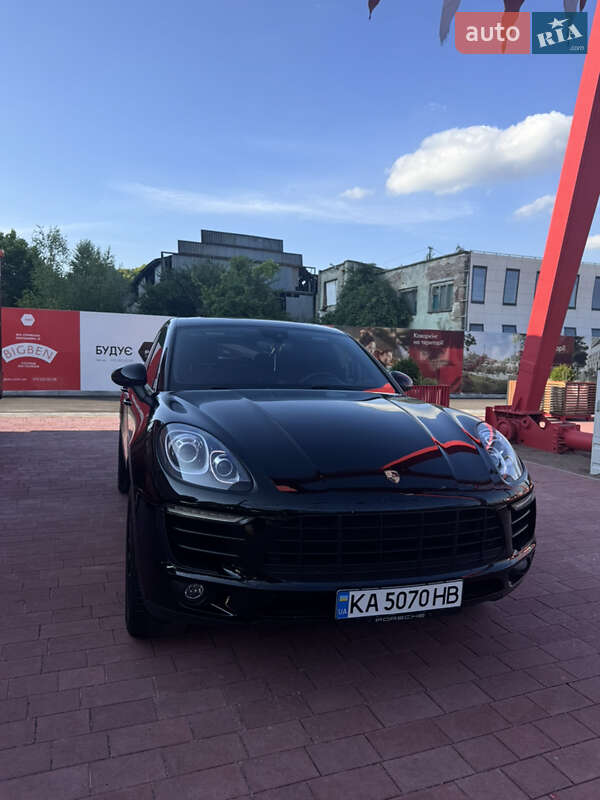 Внедорожник / Кроссовер Porsche Macan 2014 в Львове