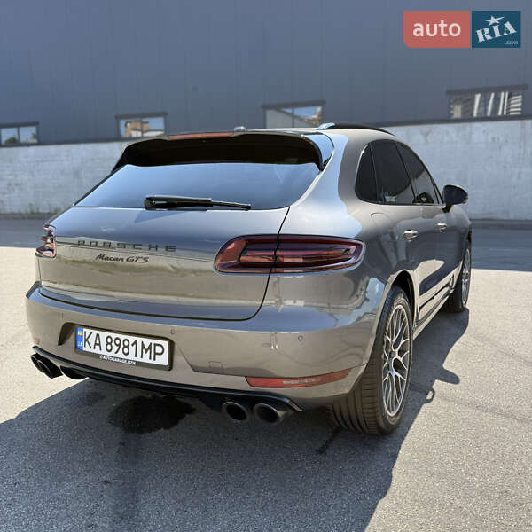 Внедорожник / Кроссовер Porsche Macan 2016 в Киеве
