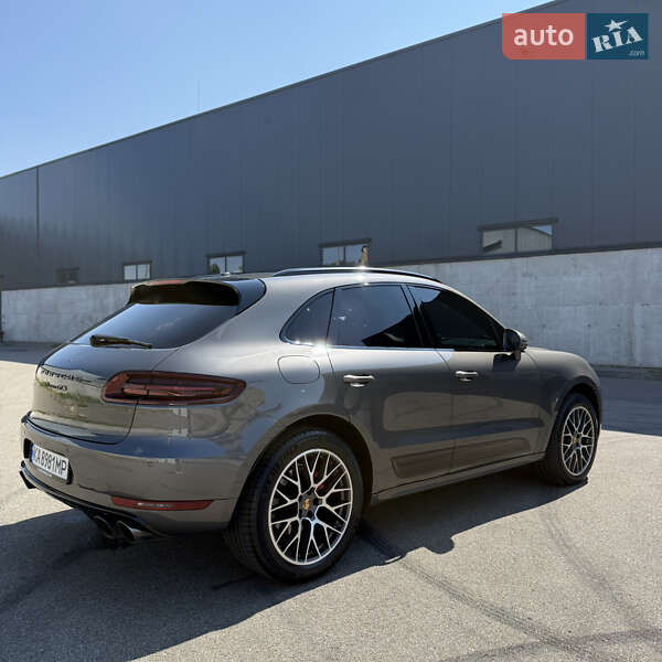 Внедорожник / Кроссовер Porsche Macan 2016 в Киеве