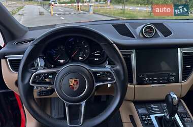 Внедорожник / Кроссовер Porsche Macan 2018 в 