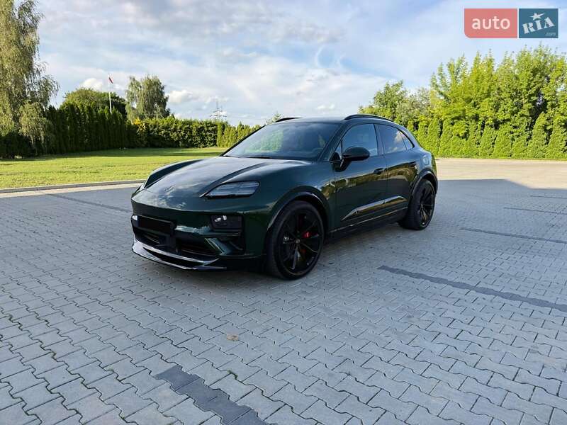 Внедорожник / Кроссовер Porsche Macan 2024 в Ровно