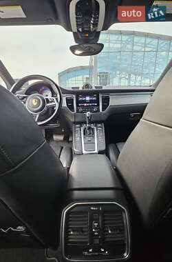 Внедорожник / Кроссовер Porsche Macan 2018 в Киеве