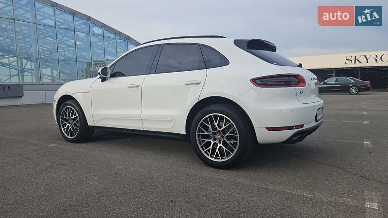 Внедорожник / Кроссовер Porsche Macan 2018 в Киеве