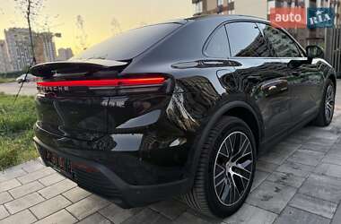 Внедорожник / Кроссовер Porsche Macan 2024 в 