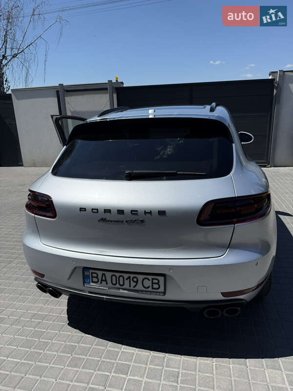 Внедорожник / Кроссовер Porsche Macan 2017 в Кропивницком