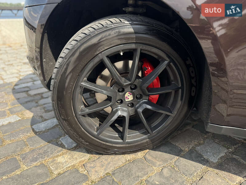 Внедорожник / Кроссовер Porsche Macan 2020 в Киеве фото 25 Внедорожник / Кроссовер Porsche Macan 2020 в Киеве