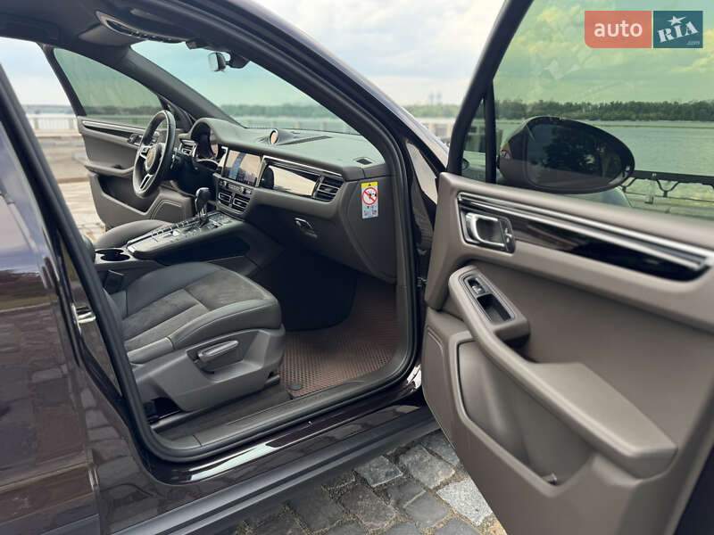 Внедорожник / Кроссовер Porsche Macan 2020 в Киеве фото 62 Внедорожник / Кроссовер Porsche Macan 2020 в Киеве